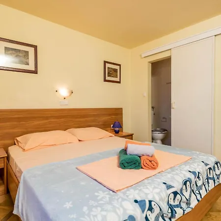 Gorgeous In דירה Barbat na Rabu